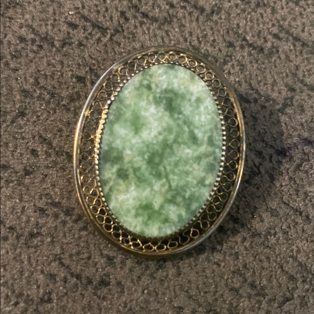 Vintage Elegant Beau-Ster Jade Brooch